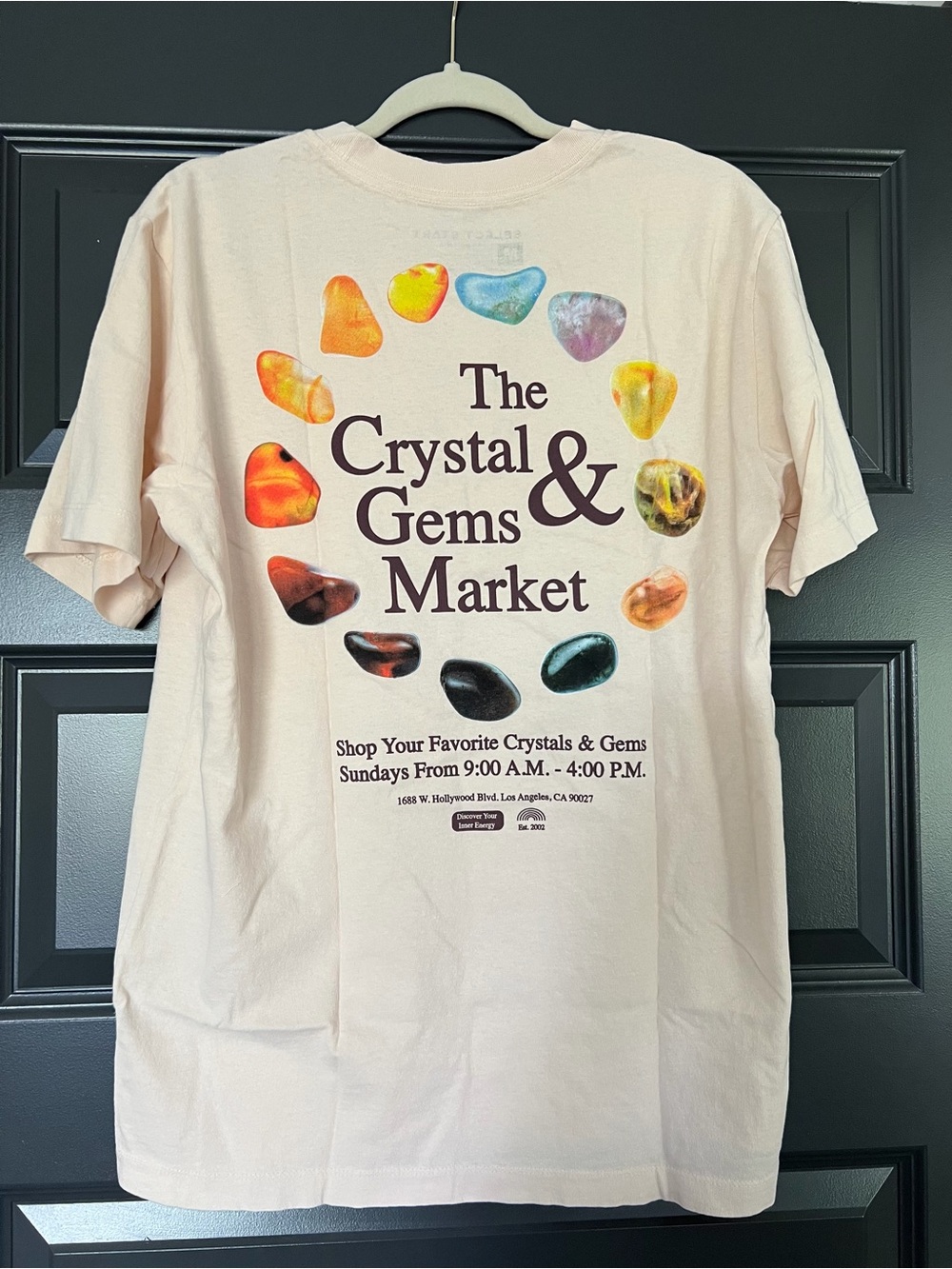NWT Urban Outfitters Crystal and Gems Market graphic tee cream size unisex M